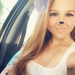 Meet your Posher, Tayler